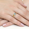 Zaręczynowy pierścionek z Topazem 0,50ct i brylantami białe złoto próby 585